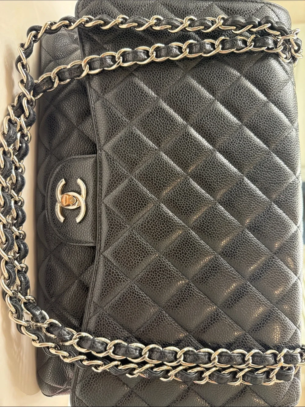 MAXI CLASSIC  CHANEL CAVIAR
